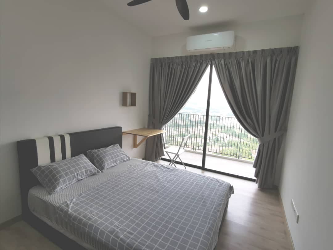 Emporis Residences - Partition Middle R2