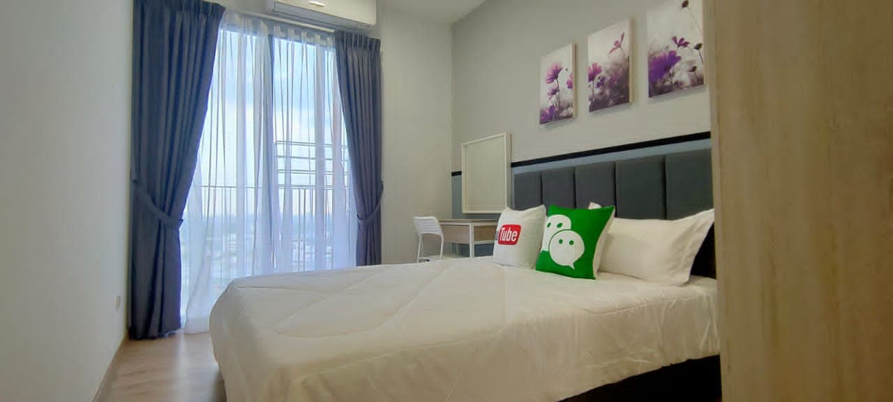 Emporis Residences - Partition Middle  3