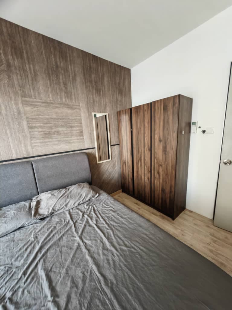 Emporis Residences - Partition Middle Room 2