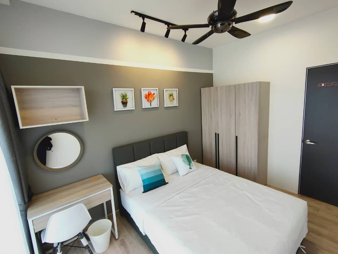 Emporis Residences - Partition Middle 2