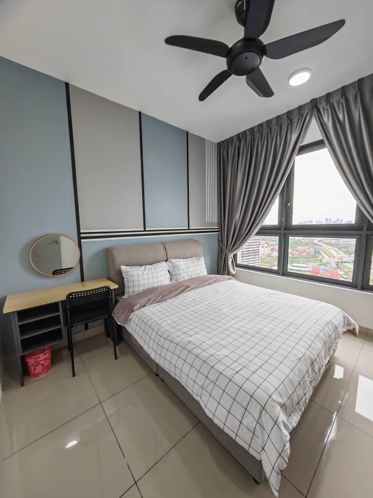M Vertica @ Kl City Residences - Partition Middle Room Balcony 1